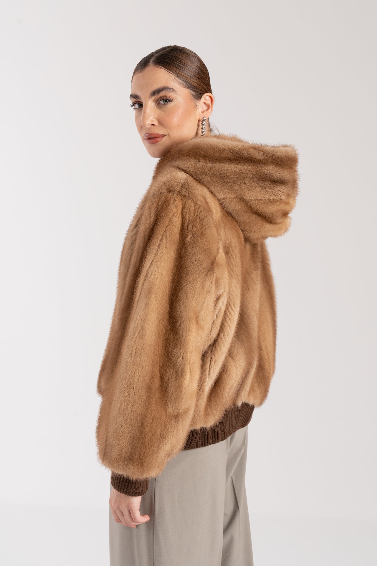 Bomber in visone