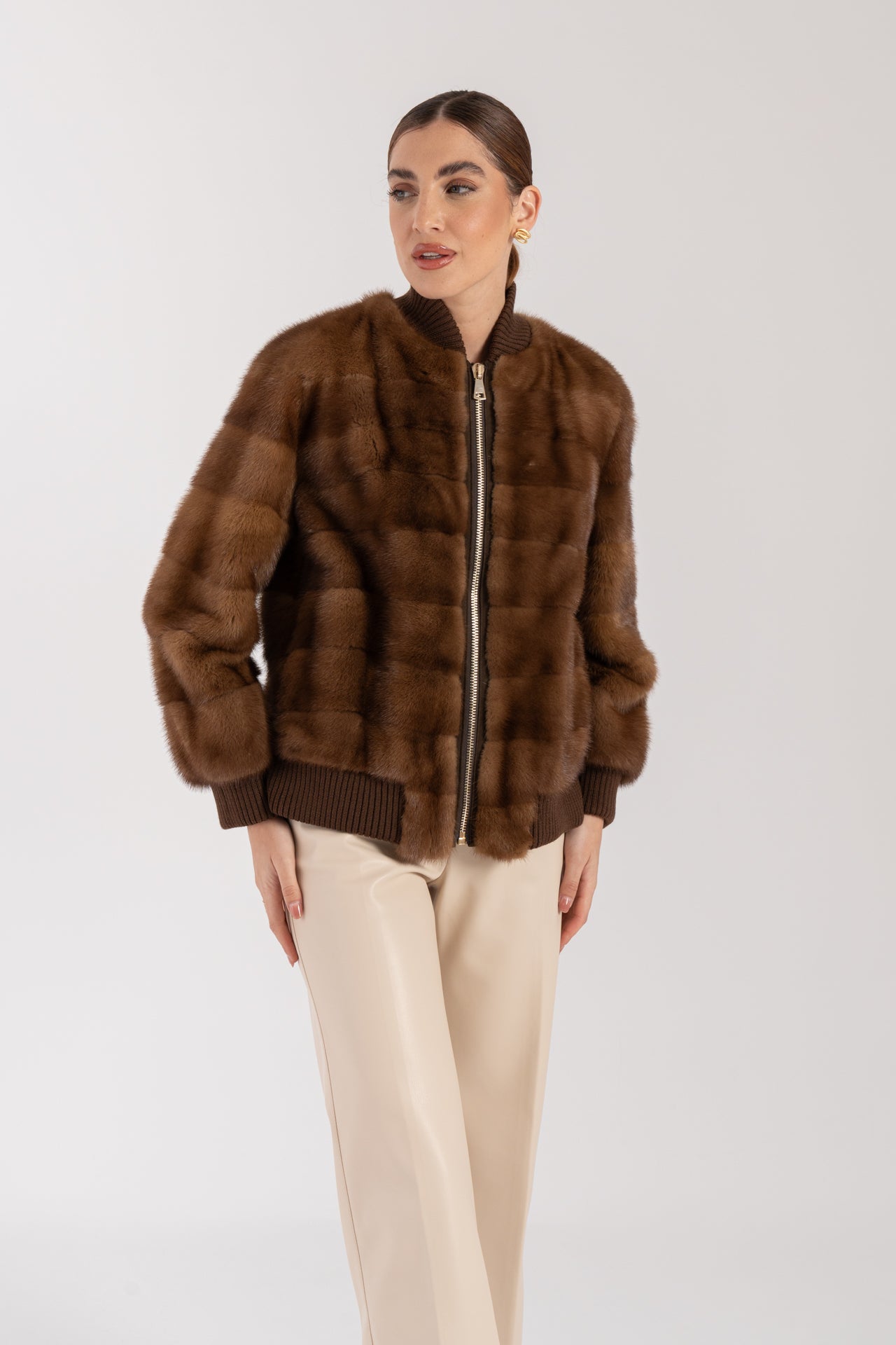 Bomber in visone